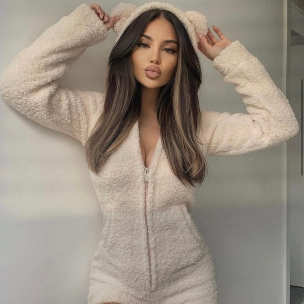 Fashion Nova Teddybear Romper